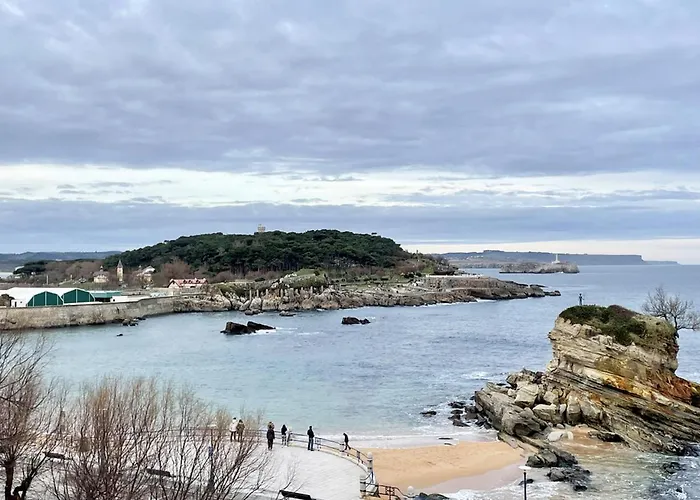Piso Con Vista A La Bahia En Centro De Santander